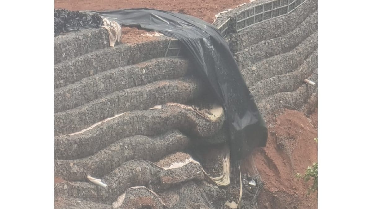 question mark work gabion wall parshuram ghat mumbai goa highway