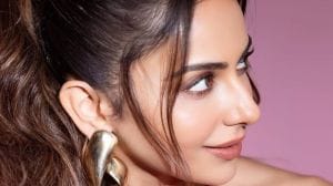 Photos: गुलाबी ड्रेसमध्ये रकुल प्रीत सिंगचा बार्बी लूक