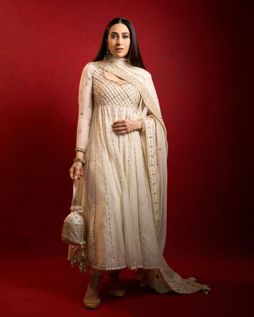 karishma kapoor photos