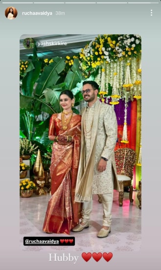 rucha vaidya wedding