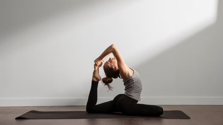 Yoga (सौजन्य - फ्रिपीक)