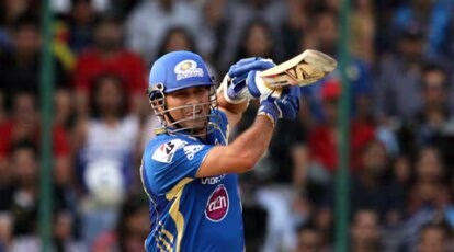 सचिन तेंडुलकर (मुंबई इंडियन्स), ६१८ धावा, वर्ष, २०१० (Photo: Indian Express)