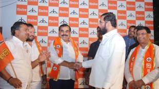 Deputy Chief Minister Eknath Shinde welcomes Jaywant Jagtap in Shivsena