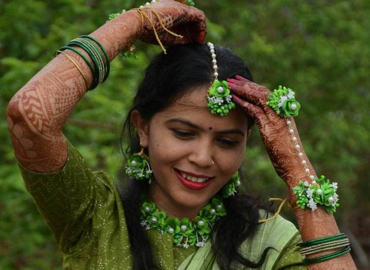Traditional Sawan bangle colors