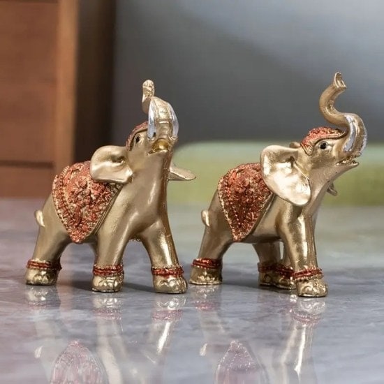 Gift These Vastu Items to Invite Prosperity and Success