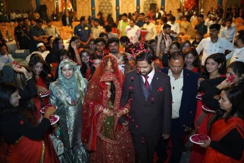  khan sir wife photo