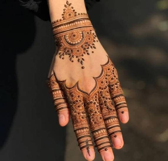 mehndi for working women