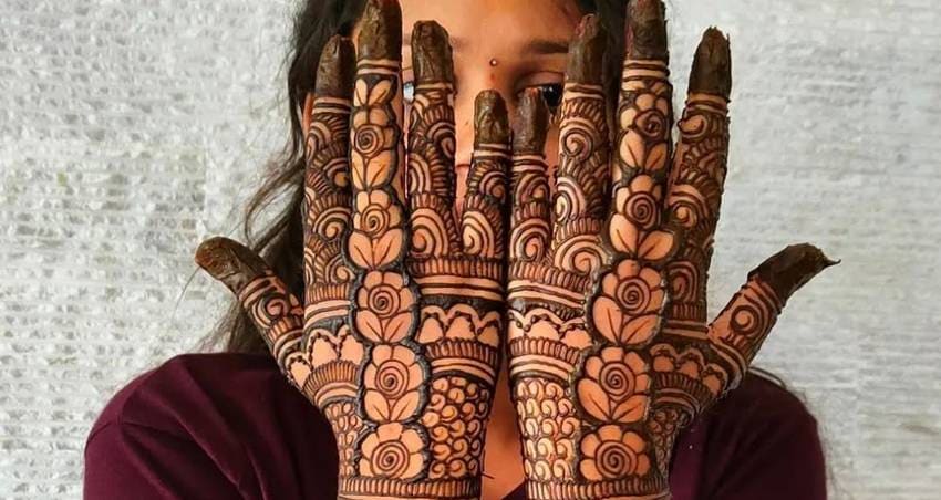 quick stylish mehndi