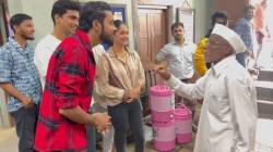 मालिकेतील नायिकेच्या काळजीपोटी कुटुंबियांना न सांगता ८० वर्षांचे आजोबा सोलापुरातून साताऱ्यात पोहोचले, ‘कॉन्स्टेबल मंजू’ मालिकेच्या सेटवर हृदयस्पर्शी घटना