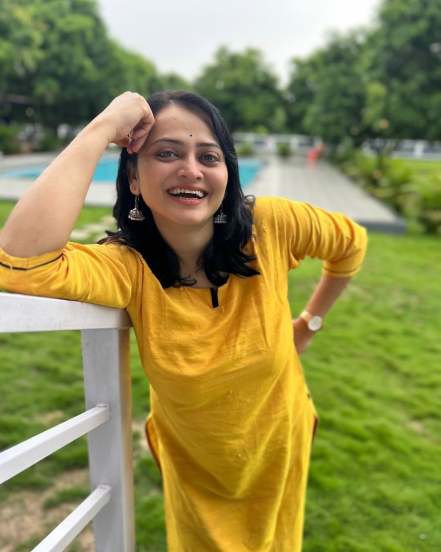 tharala tar mag asmita aka monika dabade re enters in the serial