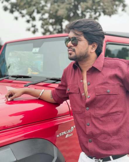 maharashtrachi hasya jatra fame actor solo trip to uttarakhand and visit kedarnath temple