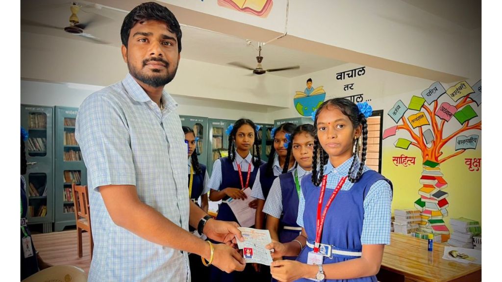 palghar ST bus student passes distributed on the first day of school rural school transport scheme