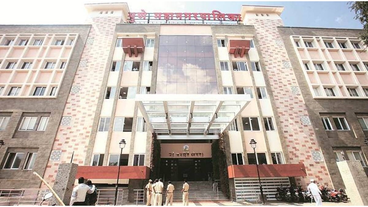 Controversial office bearers banned from entering the pune Municipal Corporation pune print news
