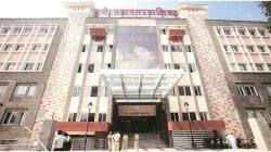 Pune Municipal Corporation: वादग्रस्त पदाधिकाऱ्यांना महापालिकेत प्रवेश बंदी