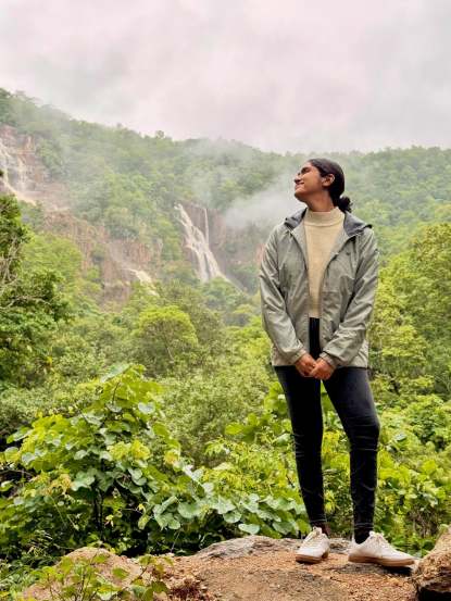 rinku rajguru rainy season trip to lodh waterfall in jharkhand