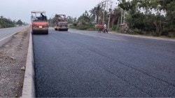 केवळ रस्तेबांधणी म्हणजे विकास नव्हे!