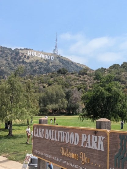 shivani rangole went to hollywood visit friends series studio