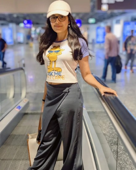 shivani rangole went to hollywood visit friends series studio