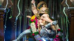 श्रीमंत भाऊसाहेब रंगारी गणपतीला माउलींच्या अश्वांची मानवंदना