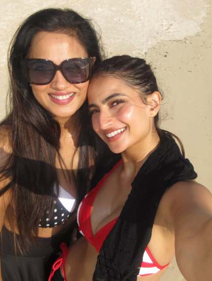 shweta tiwari bold look beach photos