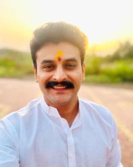 sumeet pusavale shares romantic birthday post for wife