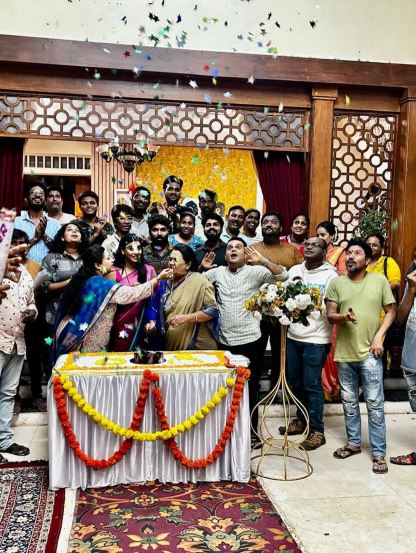 मालिकेचे ४०० भाग पूर्ण झाल्यानिमित्त सेटवर जंगी सेलिब्रेशन करण्यात आलं. (फोटो सौजन्य : इन्स्टाग्राम)