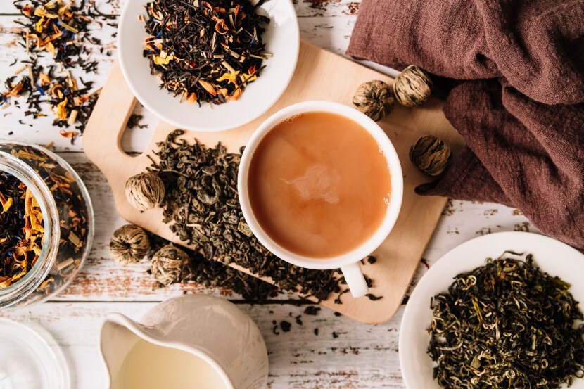 Never Eat These Food Items With Tea
