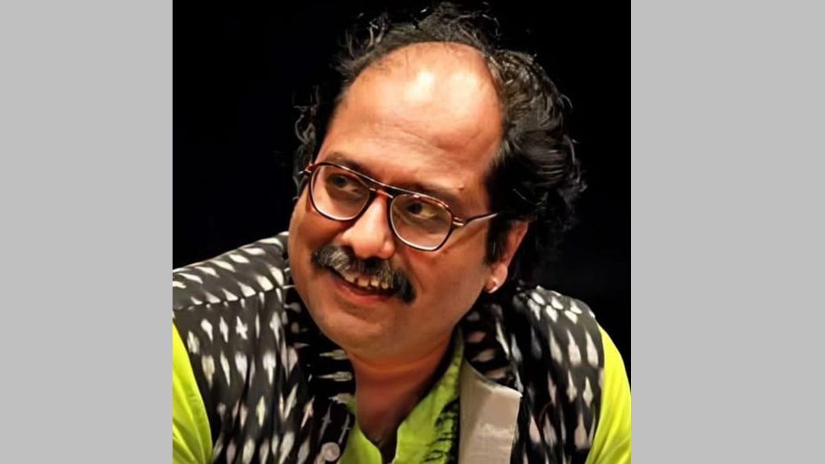 solapur vaibhav joshi honoured by poet datt halsagikar award