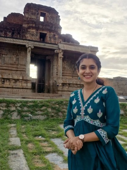 marathi actress kiran gaikwad wife vaishnavi kalyankar went to hampi