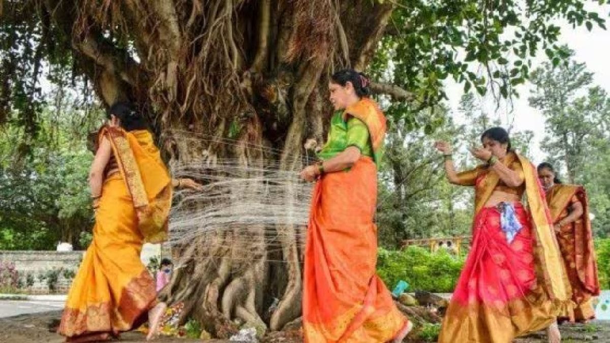 Vat Poornima celebration in Kolhapur