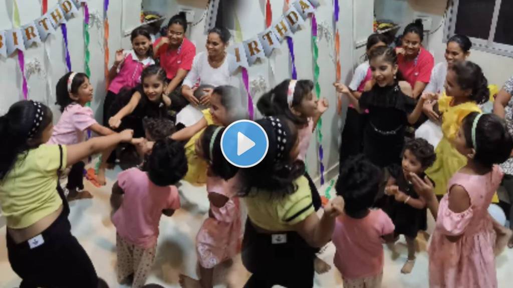 viral video of Ek Numbar Tuzi Kambar Marathi Trending Song