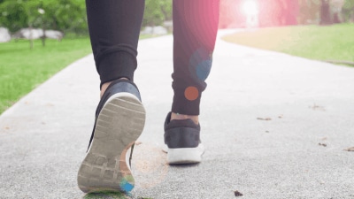 फक्त दोन महिने दररोज ७,००० पावले चालल्यास शरीरात दिसतील ‘हे’ मोठे बदल, तज्ज्ञ सांगतात…