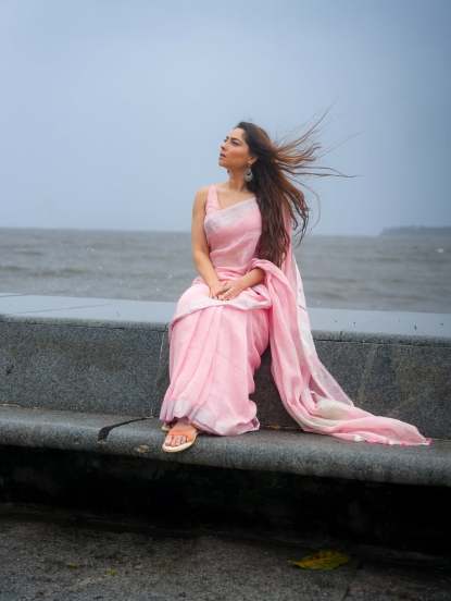 Sonalee Kulkarni Mumbai Photoshoot
